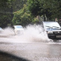 Chuva provoca alagamentos, queda de poste e árvores em BH neste sábado (21) - Marcos Vieira/
