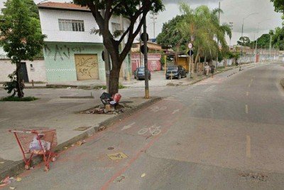 Ocorrência relacionada à chuva foi atendida na Rua Felipe Camarão, 12, no Bairro Horto Florestal -  (crédito: Google Street View/Reprodução)