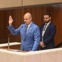 Pinheirinho compõe mesa na posse em meio à disputa por federação União-PP - Leandro Couri/EM/D.A. Press