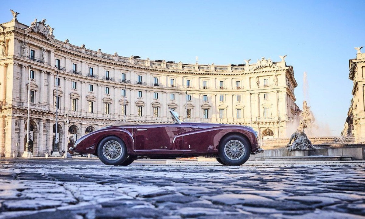 Os carros n&atilde;o s&atilde;o julgados por velocidade ou desempenho, mas por crit&eacute;rios como design, originalidade e import&acirc;ncia hist&oacute;rica