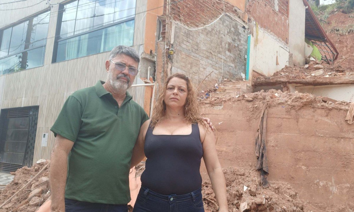 A dona de casa Michelle Costa Velino, de 50 anos, e o marido, Davi de Oliveira, de 63, viram o sonho da casa pr&oacute;pria ser parcialmente destru&iacute;do apenas oito meses ap&oacute;s a mudan&ccedil;a