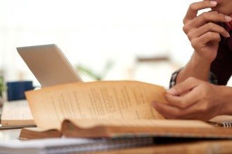 Plural ou singular? Saiba erros de português que se comete sem perceber