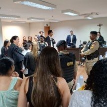 Mulher que matou homem é inocentada após alegar abuso da filha  - Fórum Lafayette/Divulgação