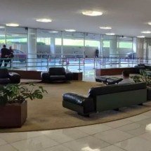 "Casa do Povo", Congresso bloqueia acesso de visitantes pela Chapelaria - Reprodução