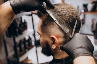 Barbearias se transformam em espaços de experiência e convivência