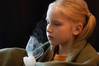 Transição para o outono aumenta crises respiratórias em crianças