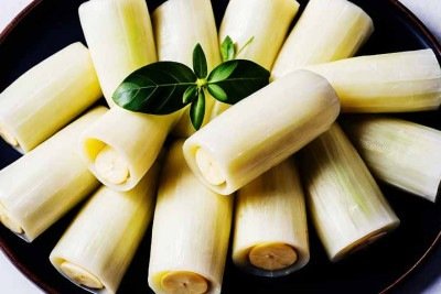 Extraído de algumas espécies de palmeiras, o palmito é um alimento versátil, presente em saladas e diversos pratos. Em dietas vegetarianas ou veganas, pode ser usado como alternativa culinária à carne em algumas receitas, embora não substitua do ponto de vista nutricional
 Confira os tipos e benefícios. -  (crédito: - Imagem de JetalProduções por Pixabay)