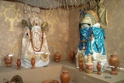 O Candomblé é uma religião com raízes nas tradições africanas, especialmente iorubá, fon e bantu. Os rituais mantêm muitas características originais das religiões africanas. -  (crédito: Yanajin33  wikimedia commons)