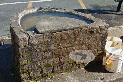 O cocho eram comumente usados por cavalos e faz parte do conjunto arquitetônico tombado pelo estado e pelo município  -  (crédito: Google Maps )