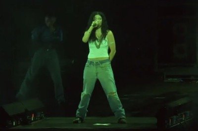 O show da cantora neozelandesa Lorde foi eleito pelo 'g1' o melhor do Lollapalooza Brasil 2026. A artista reafirmou sua conexão com o público brasileiro quatro anos depois da sua última apresentação no país, em 2022. -  (crédito: Reprodução/X)