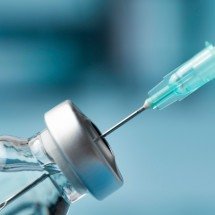 Centros de saúde de BH abrirão neste sábado (23) para vacinar contra gripe - Freepik 