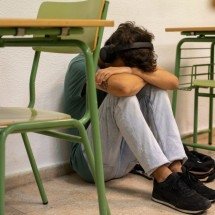 IBGE alerta para quadro preocupante na saúde mental de adolescentes - FreePik