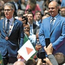 Se Zema mantiver candidatura vai asfixiar Simões