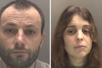  Klevi Pirjani e Nivaldi Pirjan foram condenados por matar o próprio filho -  (crédito: Merseyside Police)