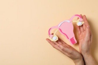 Câncer do colo de útero é o terceiro tipo de câncer mais incidente entre mulheres -  (crédito: Freepik)