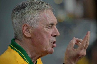 Sob o comando do técnico italiano Carlo Ancelotti, a Seleção Brasileira mudou de patamar -  (crédito: NELSON ALMEIDA / AFP)