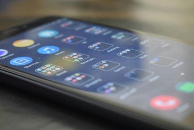 Gerenciar aplicativos e arquivos &eacute; essencial para liberar espa&ccedil;o na mem&oacute;ria do celular -  (crédito: Pexels)