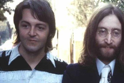 Paul McCartney e John Lennon se reconciliaram antes da morte de Lennon -  (crédito: Apple Coorp)