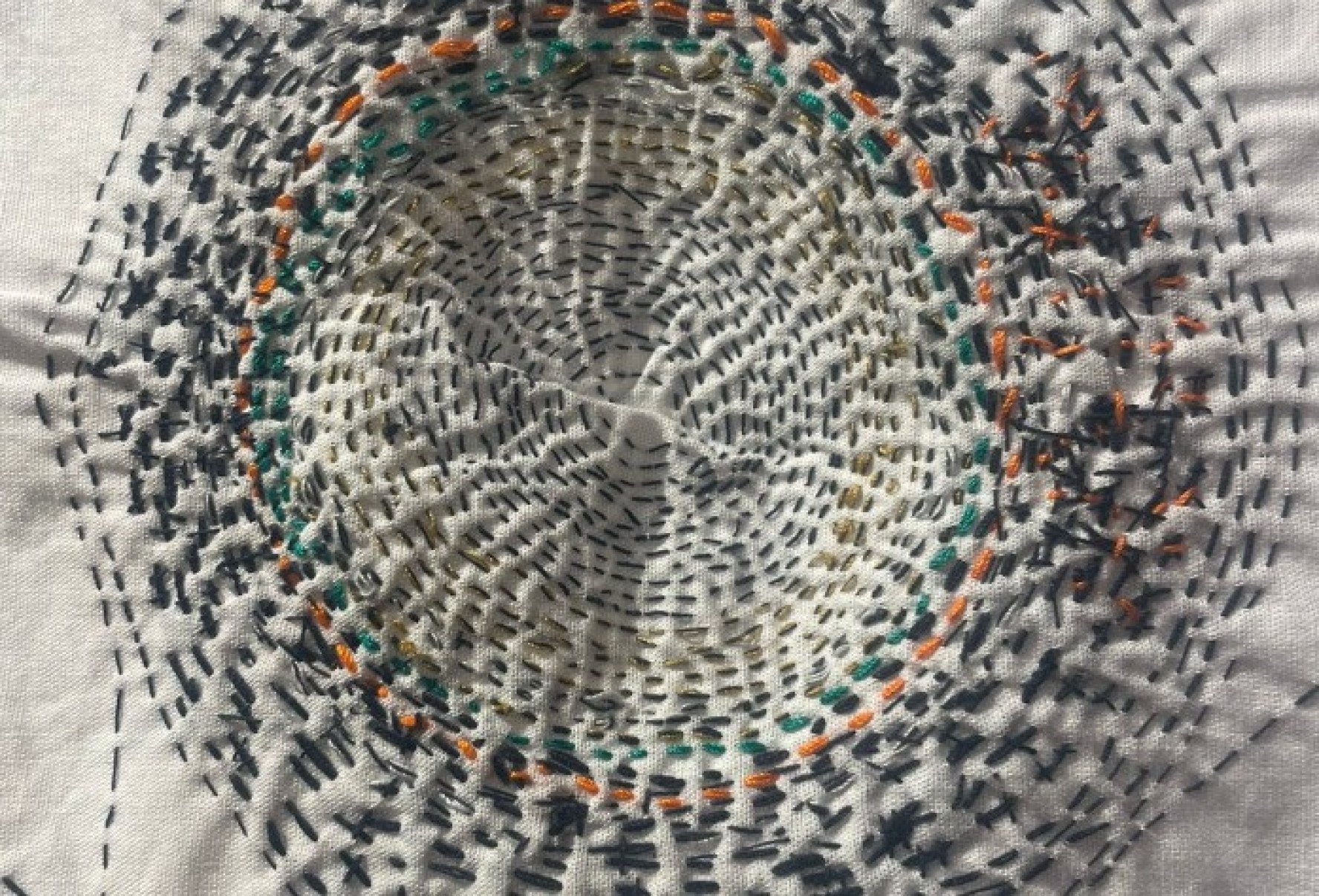 A exposi&ccedil;&atilde;o "Pele e osso", da mineira Fani Bracher, fica em cartaz at&eacute; 24 de maio na Sala Athaide do Museu da Inconfid&ecirc;ncia, em Ouro Preto.-Reprodu&ccedil;&atilde;o