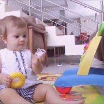 Com que idade uma criança deve largar a chupeta? -  Reprodução do Youtube Canal Canal Q Música