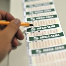 Mega-Sena 2991 acumula e vai a R$ 7,5 milhões; 3 mineiros acertam a quina - Marcelo Casal Jr/ Ag&ecirc;ncia Brasil
