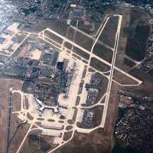 Gigantes da aviação: os maiores aeroportos do mundo em área e estrutura - David Monniaux wikimedia commons 