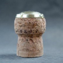 Descubra as funcionalidades das rolhas: usadas até para artesanato