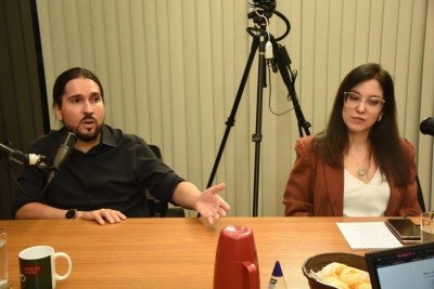 Especialistas em Direito Digital debatem a Lei Felca e as novas regras de proteção para menores em plataformas online durante crossover especial entre Glitch Clube e Direito Simples Assim -  (crédito: Gladyston Rodrigues/EM/D.A Press)