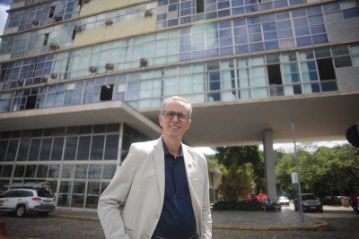 Novo reitor, o professor Alessandro Fernandes Moreira ficará no cargo até 2030
       -  (crédito: Alexandre Guzanshe/EM/D.A Press)