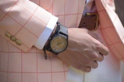 O conceito de 'dress code', ou código de vestimenta, surgiu como uma comunicação não verbal ao longo dos séculos e um conjunto de orientações sobre como as pessoas devem se vestir em determinados ambientes ou ocasiões.  -  (crédito: Vani Chetty/Pixabay)