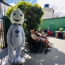 Em alerta de avanço de casos, BH abre Dia D de vacinação contra a gripe - Edésio Ferreira/EM/D.A Press