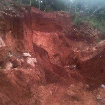 Dois trabalhadores morrem soterrados em área de garimpo ilegal em MG - Divulga&ccedil;&atilde;o CBMMG