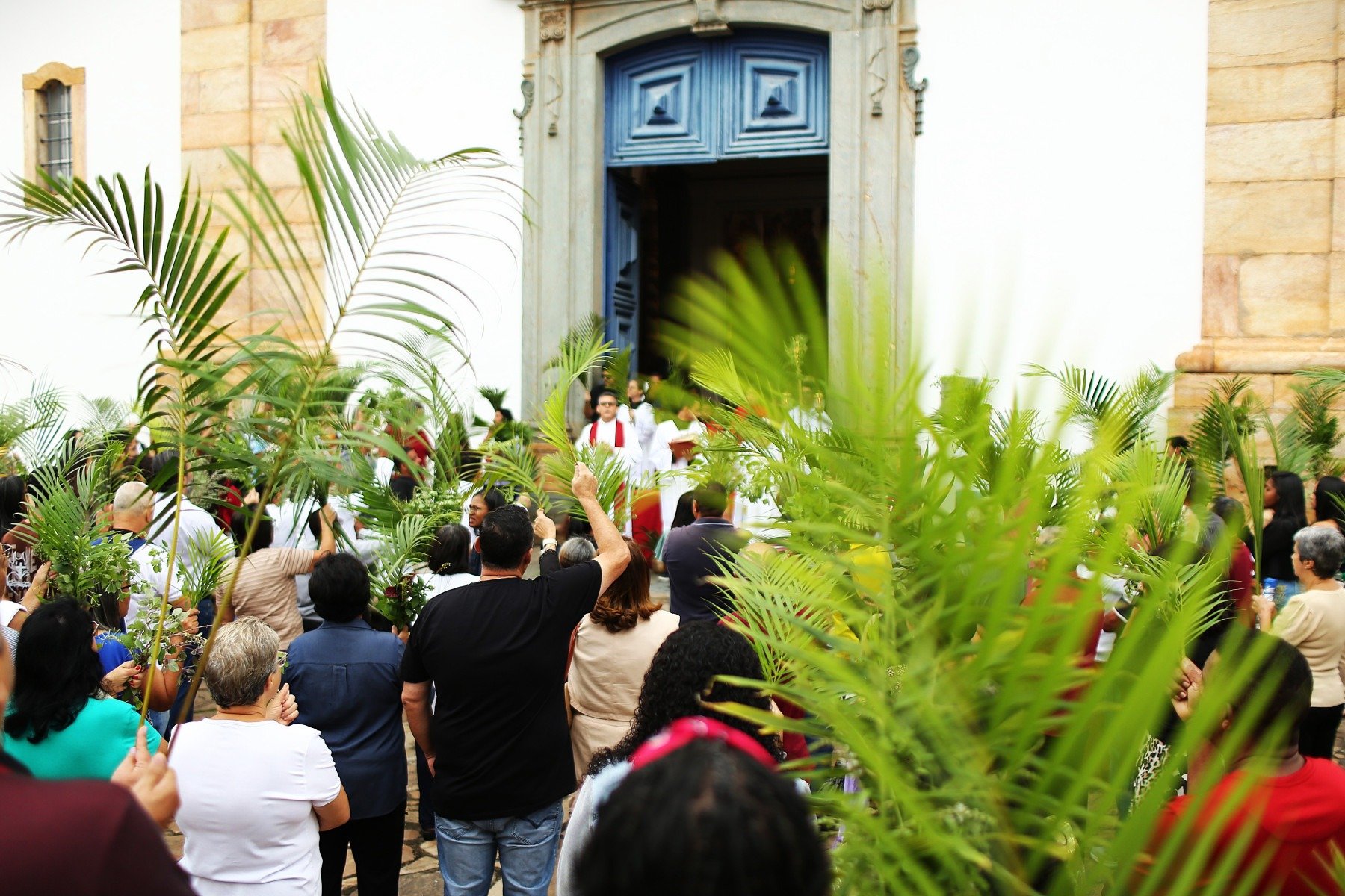 Pela manhã, os católicos participaram da bênção, na Matriz Nossa Senhora do Bom Sucesso