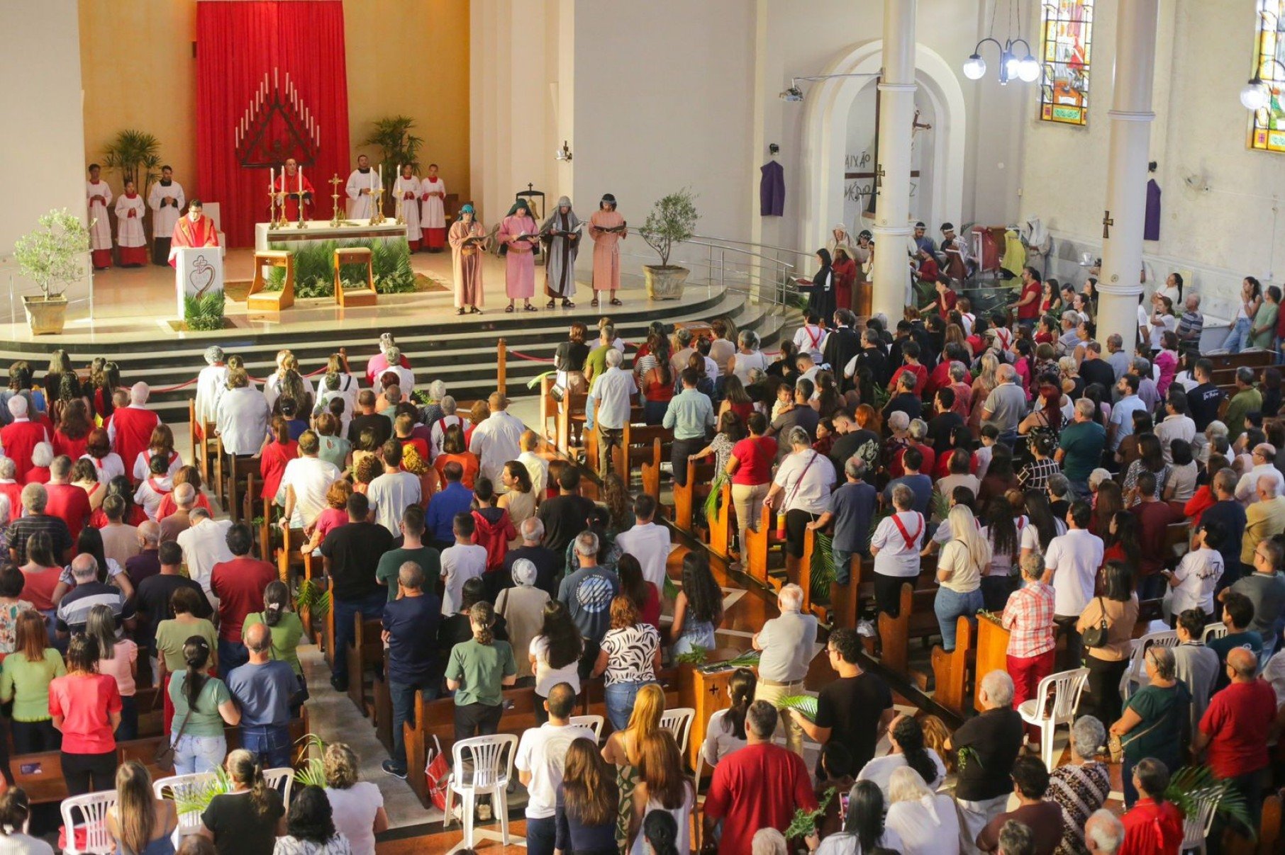 O Santuário Arquidiocesano São Paulo da Cruz abriu as portas bem cedo para as celebrações do primeiro dia da semana santa-Santuário Arquidiocesano São Paulo Da Cruz/Divulgação 