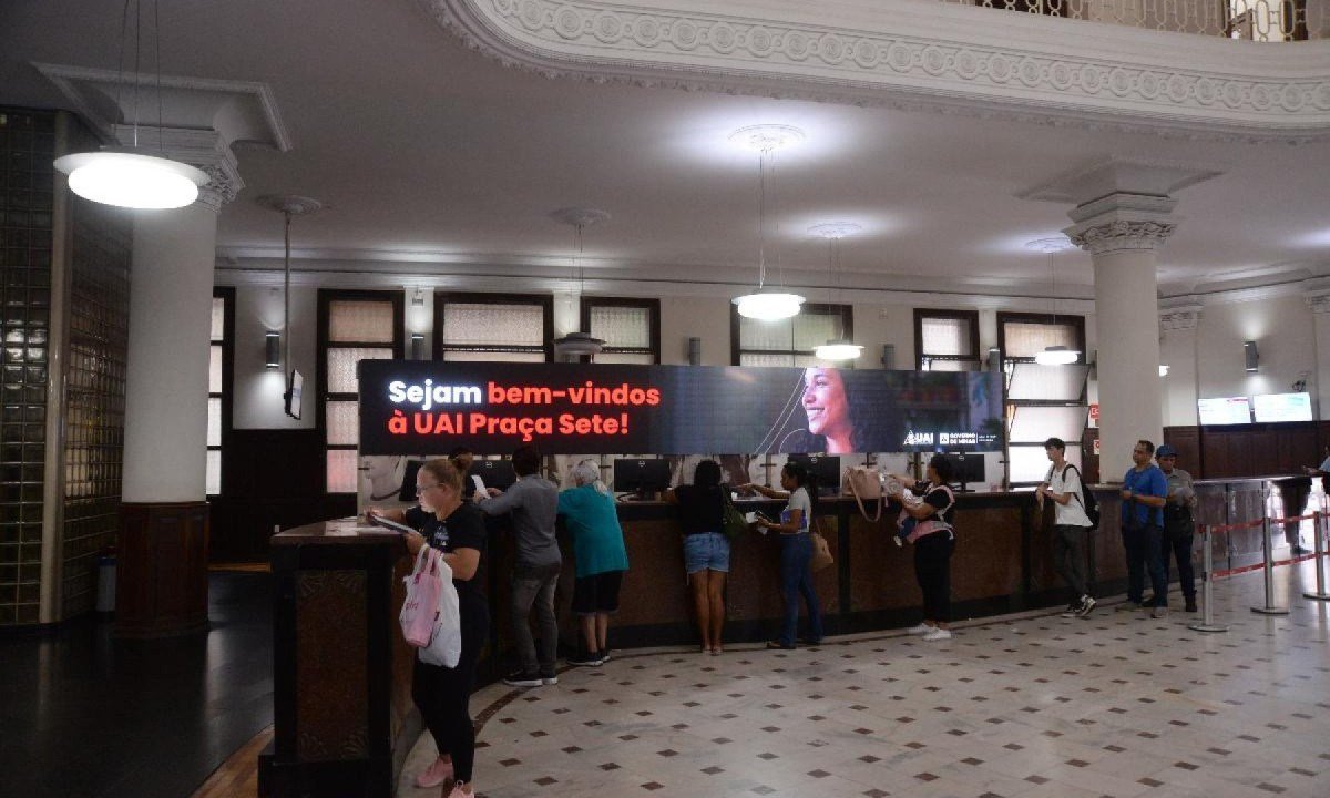 &Aacute;rea interna da UAI Pra&ccedil;a Sete 