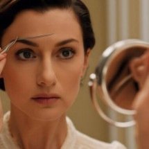 Sobrancelhas falhadas? Por que os fios caem e o que ajuda a recuperar - Freepik