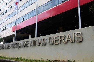 Mulher que encontrou lagartixa no iogurte deve receber indenização 