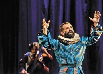 Gregório Duviver volta a BH com solo sobre a importância da poesia  -  (crédito: Priscila Prade/divulgação)