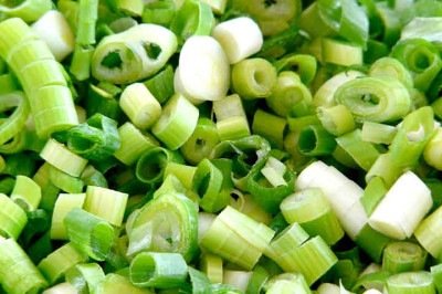 Ao longo da vida, é necessário incluir verduras e legumes na alimentação para manter a saúde em dia. Afinal, tais alimentos são ricos em vitaminas e minerais, porém alguns não se destacam entre os mais escolhidos pelos brasileiros. Entre eles, está o alho-poró. -  (crédito: Imagem de Hans por Pixabay)