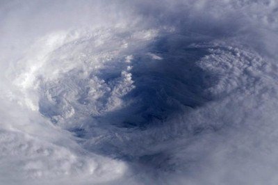 Apesar de ser semelhante a um furacão em termos de ventos fortes e precipitações, o ciclone-bomba não está associado a águas quentes ou à formação típica dos ciclones tropicais. -  (crédito: WikiImages/Pixabay)