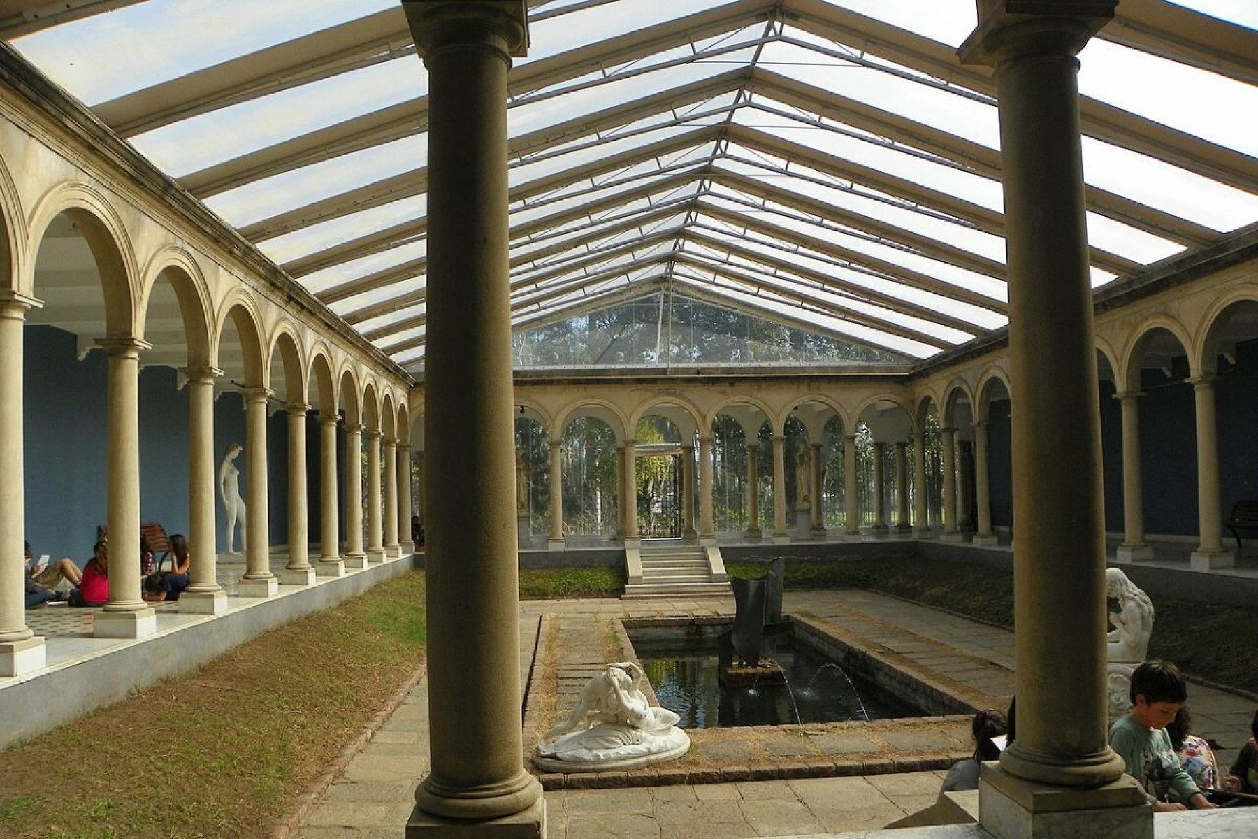 Sediado em uma vila palladiana do s&eacute;culo XIX no bairro de Prado, o Museu Juan Manuel Blanes guarda o acervo do principal pintor realista uruguaio e o &uacute;nico Jardim Japon&ecirc;s de Montevid&eacute;u