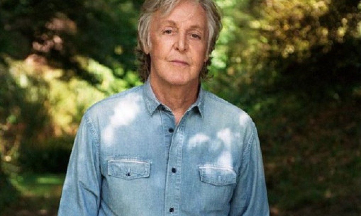 Paul McCartney – é ativista pelos direitos dos animais e pelo vegetarianismo e veganismo, promove a campanha “Segunda Sem Carne”e participa de ações com a PETA. Além disso, critica eventos como a COP30, por servirem carne. -  (crédito: Instagram/ @paulmccartney)