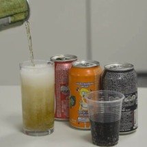 Fatores sociais empurram famílias para ultraprocessados, diz pesquisa - Agência Brasil