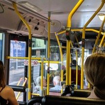 IA avança no transporte público e muda gestão com uso de dados - Mitchell Johnson/Unsplash