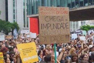 Em SP, população se reuniu na Avenida Paulista em fevereiro deste ano. Manifestantes cobraram punições severas aos suspeitos do caso Orelha  -  (crédito: Reprodução/redes sociais)