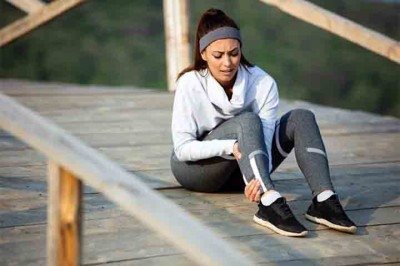 As cãibras musculares são contrações involuntárias, súbitas e dolorosas que podem atingir qualquer músculo do corpo, embora sejam mais comuns nas pernas, especialmente nas panturrilhas. 
 -  (crédito: Imagem Freepik)