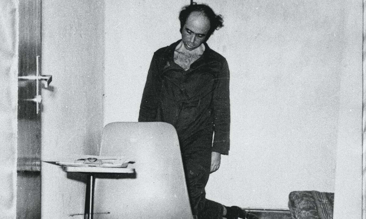 Imagem forjada do "suic&iacute;dio" de Vladimir Herzog