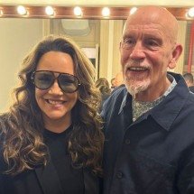 John Malkovich brilha na turnê brasileira de 'The infamous Ramírez Hoffman' - Divulgação