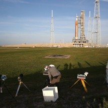 Missão Artemis II que levará astronautas à Lua está pronta para lançamento - Foto porGREGG NEWTON / AFP