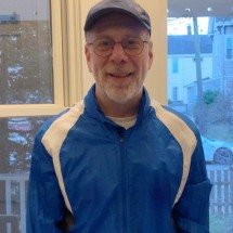 Na contramão: Professor de Harvard contraria maioria e diz que ficar sentado é melhor que correr - Daniel Lieberman, Instagram